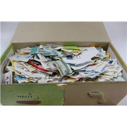 HUGE APPROX  3000 WORLD STAMP COLLECTION
