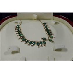 10KT GOLD EMERALD (17.90)& DIAMOND(1.05CT)NECKLACE