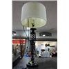 Image 1 : METAL SHOWHOME LAMP