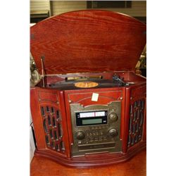 RETRO STYLE AM/FM CASSETTE CD RECORD PLAYER