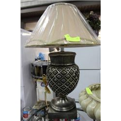 ANTIQUE FINISH DESIGNER LAMP
