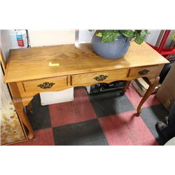 SHOWHOME OAK 3 DRAWER SOFA TABLE