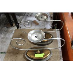 PAIR OF ANTIQUE GOLD FINISH CANDLE STAND