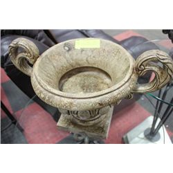 BROWN TONE FINISH CENTERPIECE