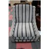 Image 1 : SHOWHOME FABRIC ACCENT CHAIR