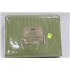 Image 1 : 400 THREAD COUNT GREEN STRIPE QUEEN DUVET