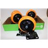 Image 1 : FLAT OF 4 COMMERCIAL CASTORS