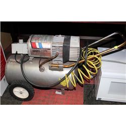 CAMPBELL HAUSFELD 1HP AIR COMPRESSOR