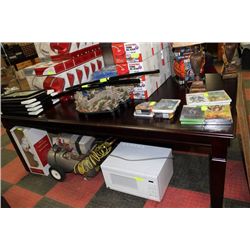 WOOD KITCHEN TABLE W LEAF