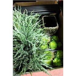 BOX OF SHOWHOME DECORATIONS AND PICTURES