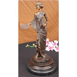 15 x7  DEPICTING WOMAN OF FASHION & GRACE BRONZE SCULPTURE ART NOUVEAU DECO   10 LBS.