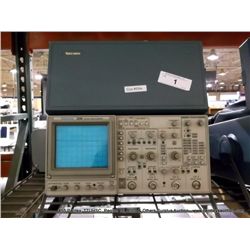 TEKTRONIX 2246 100MHZ OSCILLOSCOPE