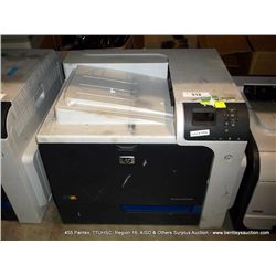 HP COLOR LASER JET CP4525