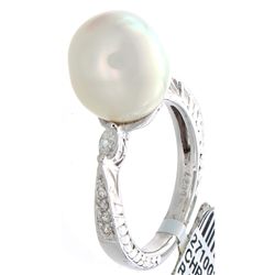 14K White Gold 8.87ctw Pearl & Diamond Ring