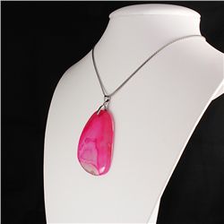 3 Kings Pink Agate Cabochon Pendant, 51.58g in weight a