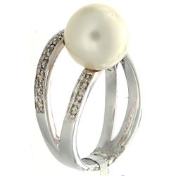 14K White Gold 9.37ctw Pearl & Diamond Ring