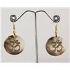 Image 2 : OM Mother of Pearl Dangling Earring (White)