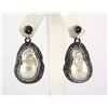 Image 1 : Victorian Vintage Mother of Pearl Earring