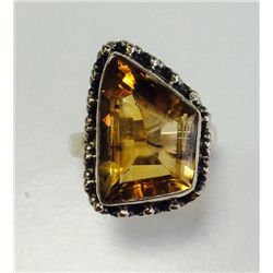 Sterling Silver .925  Citrine Ring  9.08g RS9.5