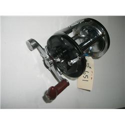 DICKSON SALTWATER FISHING REEL *HEAVY DUTY-EXCELLENT CONDITION* MODEL 9559/A WITH FREE SPOOL AND ADJ