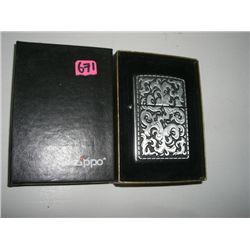 VINTAGE-BRAND NEW IN THE BOX NEVER USED *ZIPPO* LIGHTER WITH REALLY NICE DETAILS STAMPED *ZIPPO K O2