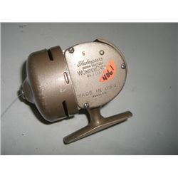 VINTAGE FISHING REEL SHAKESPEARE WONDERCAST MODEL NO. 1773 EH-MISSING HANDLE!! FISHING REEL CAME OUT