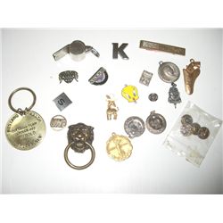 BAG OF ASSORTED VINTAGE ITEMS INCLUDING WHISTLE/DOOR KNOCKER/TIE-TACKS/PENDANTS/PINS & MORE!!