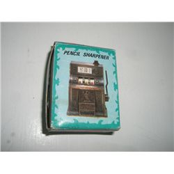 VINTAGE PENCIL SHARPENER *SLOT MACHINE* IN ORIGINAL BOX*!! ITEMS CAME OUT OF SAFE!!