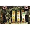 Image 9 : Mills Antique 25 Cent Slot Machine