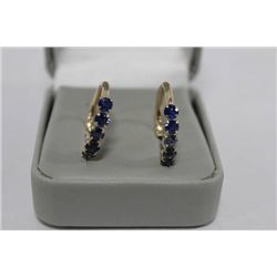 10 KT GOLD SAPPHIRE HOOP EARRINGS