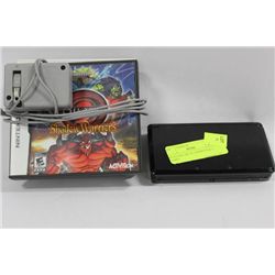 NINTENDO 3DS W/ CHARGER & 3 GAMES