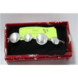 CIRCLE DESIGN BRACELET