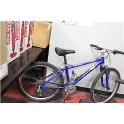 GIANT 24 SPD FRONT SUSPENSION MOUNTAIN BIKE