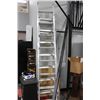 Image 1 : ALUMINUM EXTENSION LADDER
