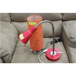 2 SHOWHOME RED AND ORANGE LAMPS