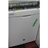 Image 1 : GE WHITE DISHWASHER