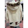 Image 2 : INUIT HANDCRAFTED  LADIES COAT WITH SEAL DESIGN