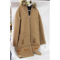 INUIT HANDCRAFTED LADIES COAT W DOGSLED DESIGN