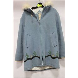 HUDSONS BAY LADIES COAT W IGLOO DESIGN