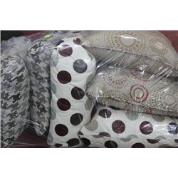 BAG OF SHOWHOME PILLOWS ON CHOICE