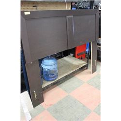 SHOWHOME QU SIZE HEADBOARD