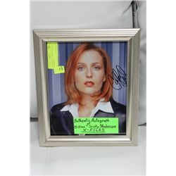 AUTHENTIC AUTOGRAPH GILLIAN ANDERSON