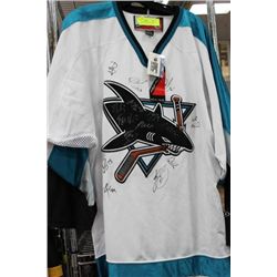 SAN JOSE SHARKS TEAM SIGNED LRG