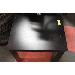 SHOWHOME BLACK END TABLE
