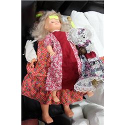 2 VINTAGE DOLLS W MOUSE DOLL