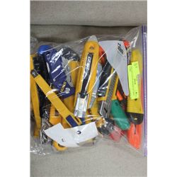 BAG OF UTILITY KNIVES AS THEY COME