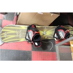BEGINNER'S K-19 SNOWBOARD W/ BINDINGS & BOOTS