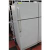 Image 1 : GE WHITE FRIDGE