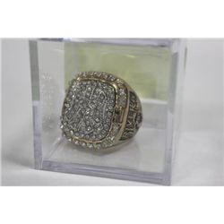 NEW YORK YANKEES WORLD SERIES REPLICA RING