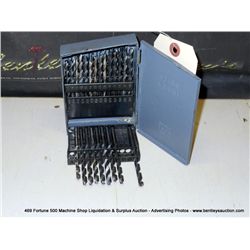 DRILL BIT SET